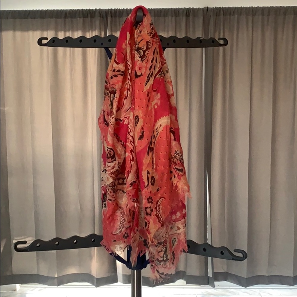 Chico’s scarf